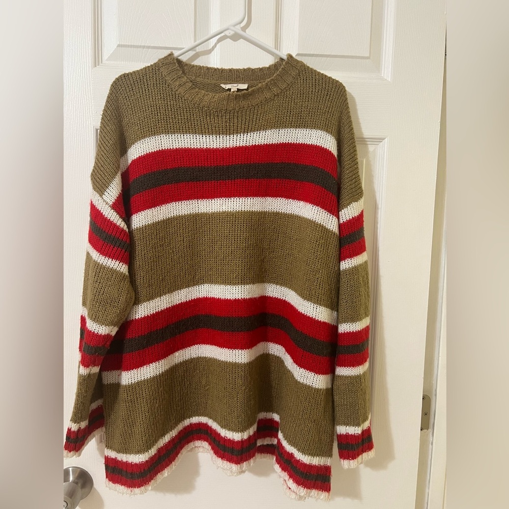 WOMEN EASEL CREW NECK COLOR BLOCK SWEATER